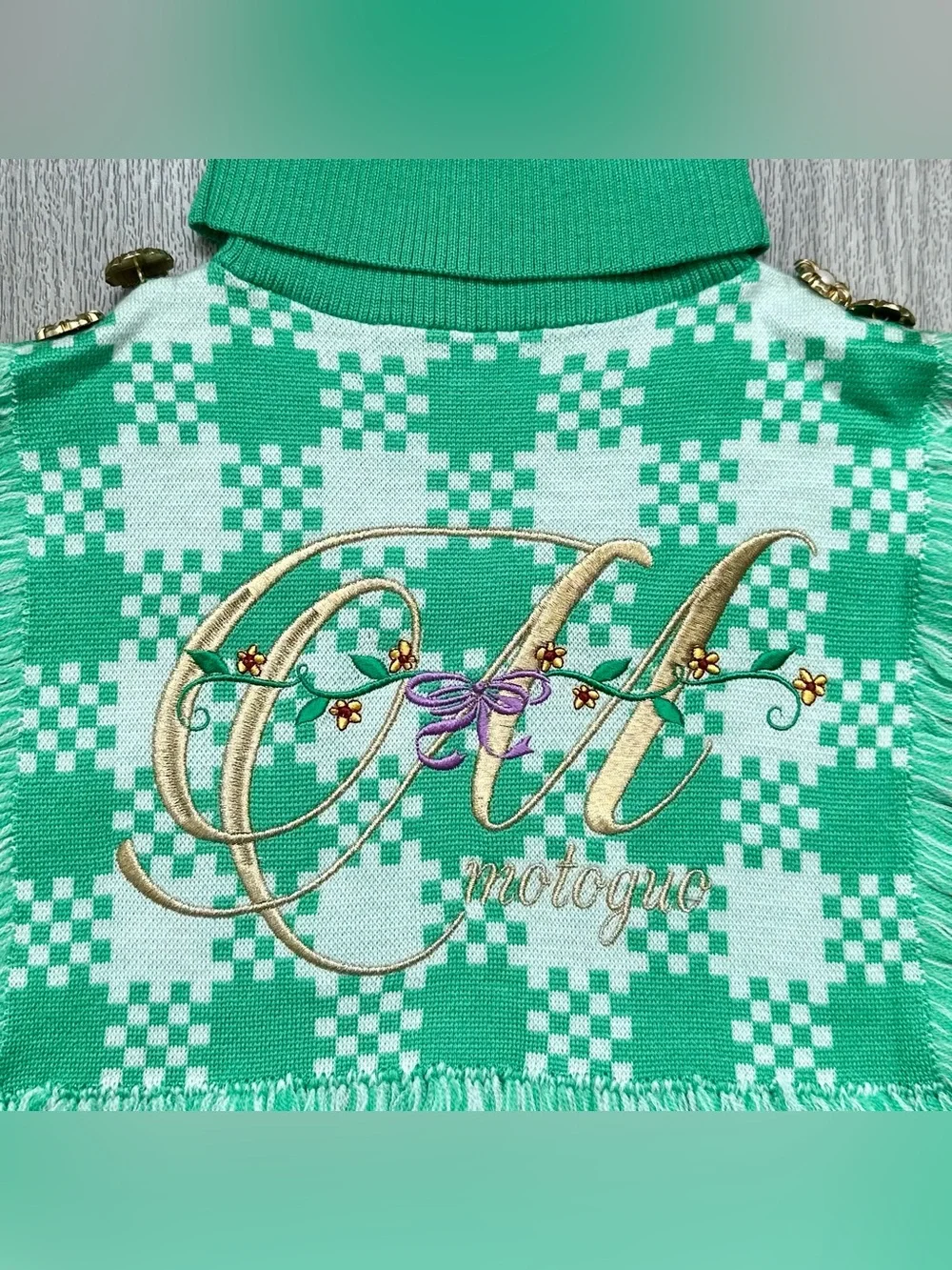 Motoguo Daisy and Tiny Tim Kelly Green Knit Top